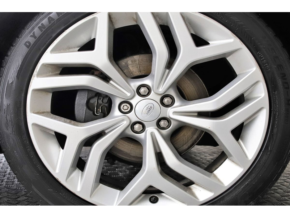 2017 Land Rover Range Rover Velar - image 24