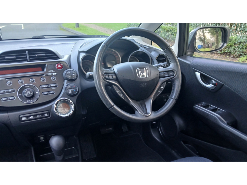 2012 Honda Jazz **AUTOMATIC** 1.3 VTEC EXECUTIVE 5dr - ONLY 29K KLMS €8,950