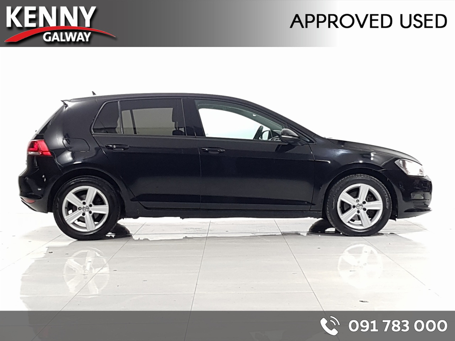 2016 Volkswagen Golf - image 9