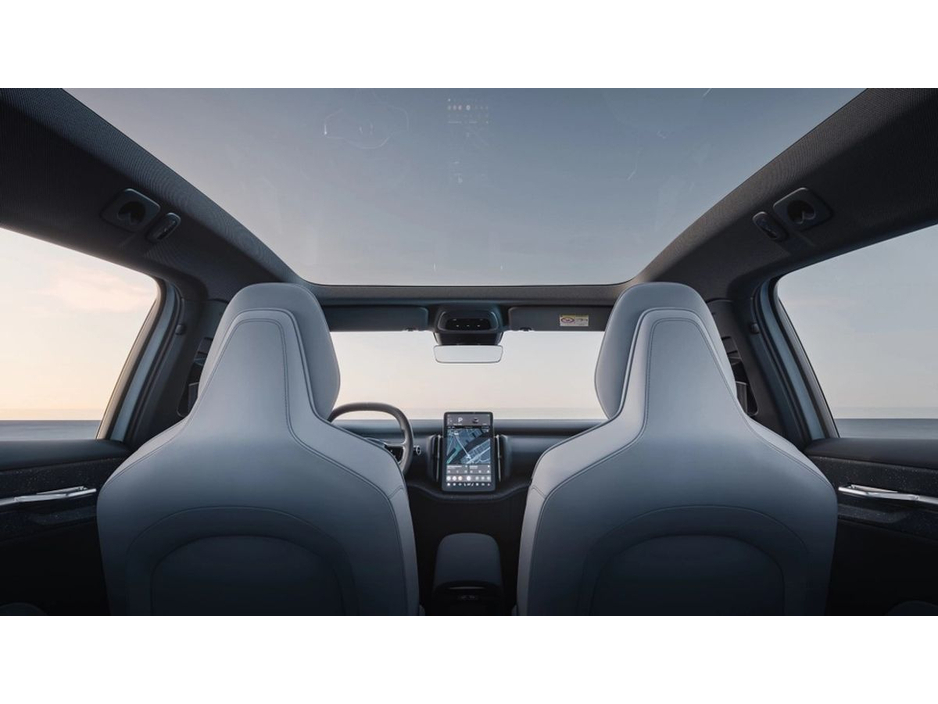 2026 Volvo EX30 - image 6