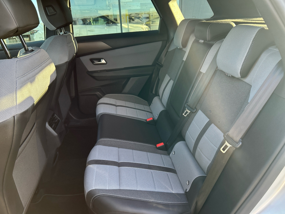 2025 Opel Grandland GS SUV 1.2 136PS MHE €38,950