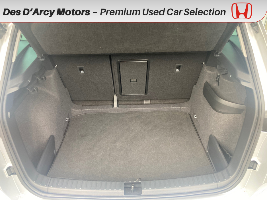 2022 Skoda Karoq - image 8