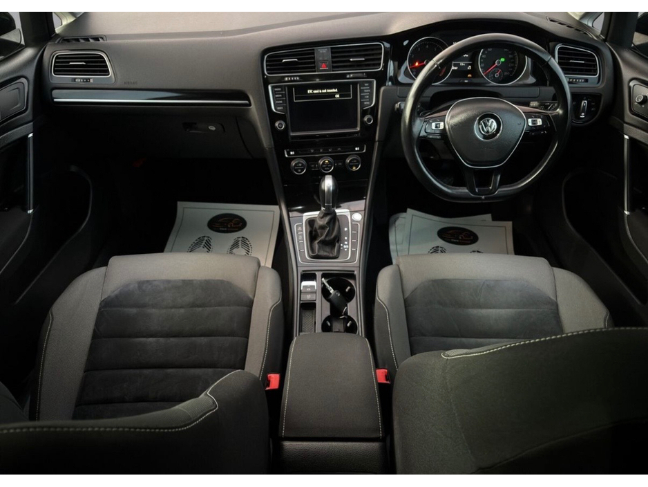 2015 Volkswagen Golf DBA-AUCJZ €13,495