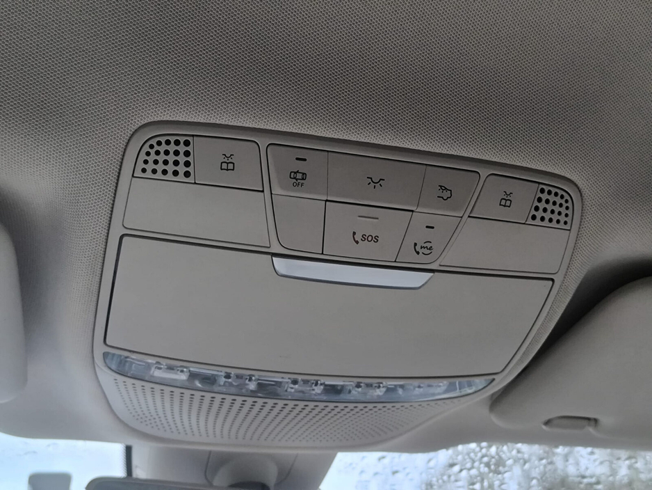 2020 Mercedes-Benz E Class - image 31