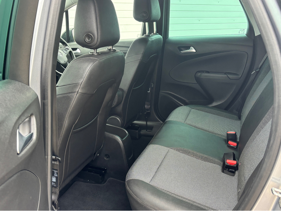 2022 Opel Crossland X - image 19