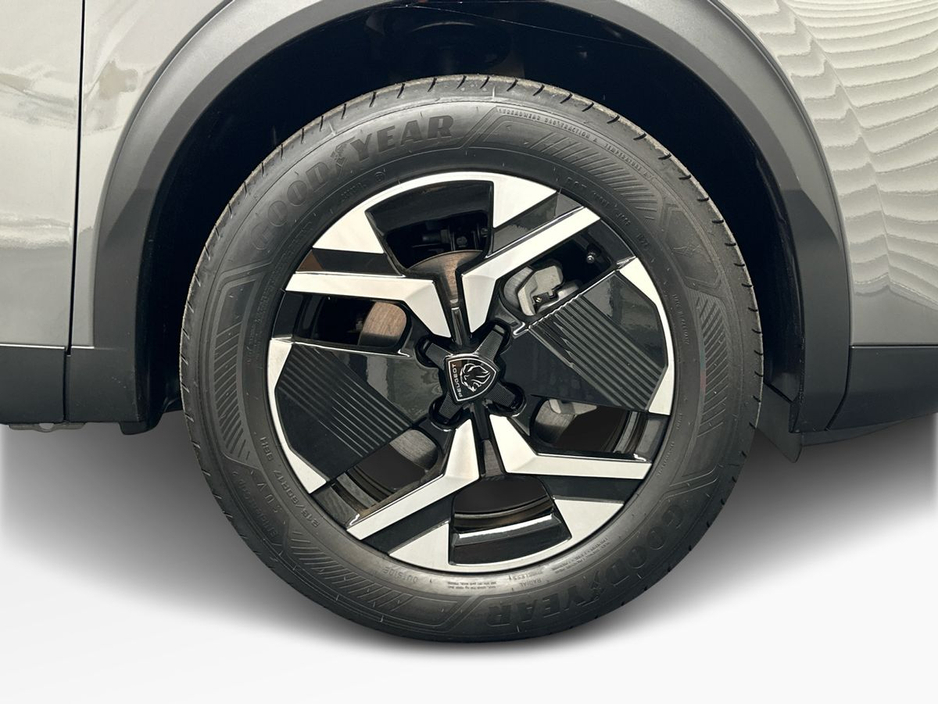 2026 Peugeot 2008 - image 5