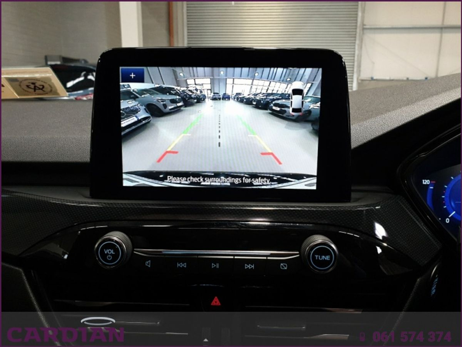 2022 Ford Kuga - image 19