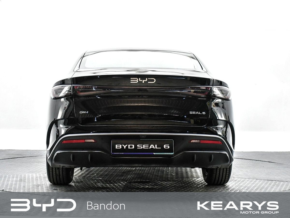 2026 BYD Seal 6 - image 2