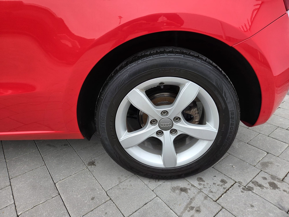 2012 Audi A1 - image 16