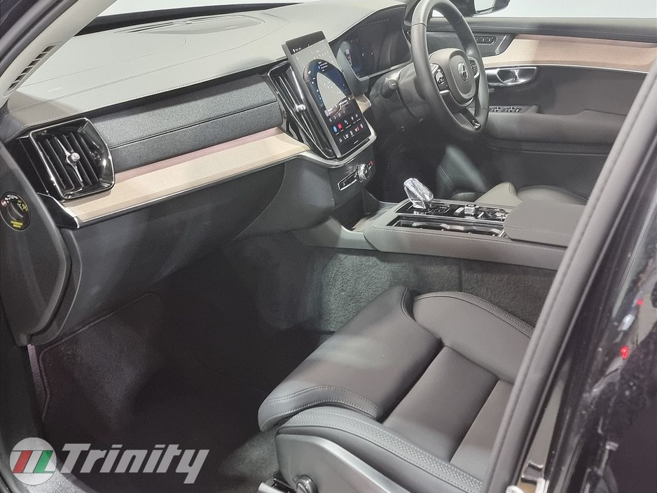 2025 Volvo XC90 * PLUS DARK * T8 2.0 PHEV * AWD * AUTOMATIC * STUNNING SUV * TRINITY VOLKSWAGEN * €81,950