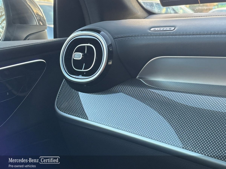 2024 Mercedes-Benz GLC Class GLC 300 e 4MATIC AMG Line PREMIUM €61,900