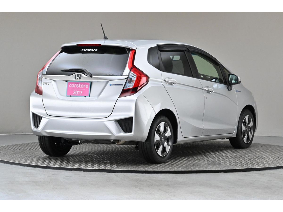 2017 Honda Fit - image 9