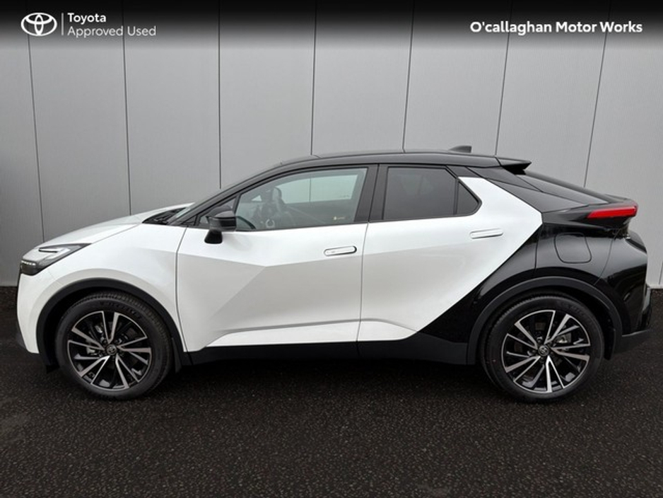 2025 Toyota C-HR - image 5