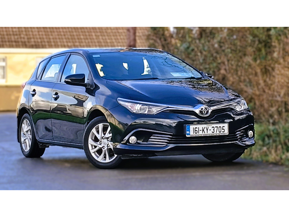 2016 Toyota Auris 1.2T ICON VVT-I 114BHP 5DR €12,900