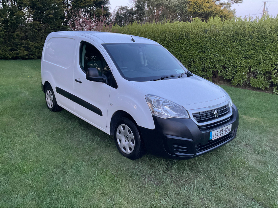 2017 Peugeot Partner - image 4