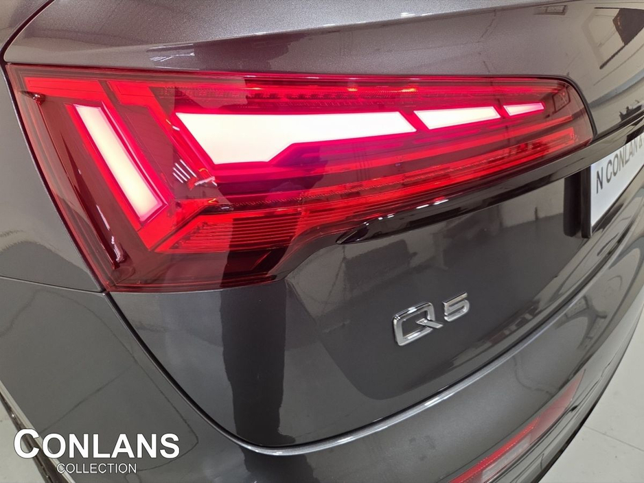 2023 Audi Q5 40 TDI 204HP S tronic quattro S Line €54,950