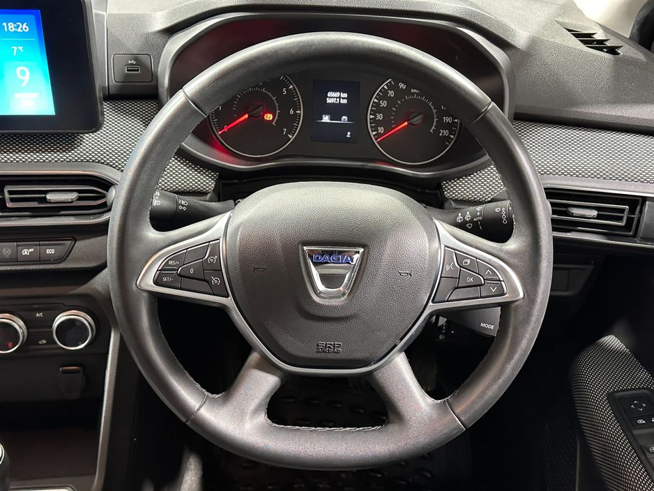 2022 Dacia Jogger Comfort Petrol 7 Seater 1.0 221 €17,750