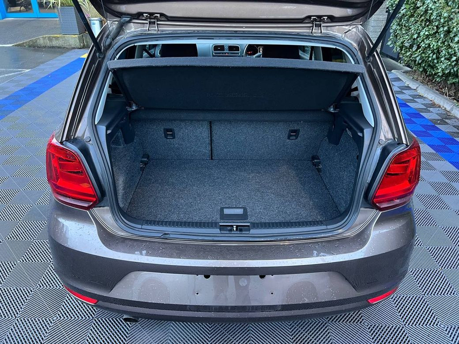 2016 Volkswagen Polo COMFORTLINE 1.2 TSI // 16" GTI ALLOYS // REVERSE CAMERA // ADAPTIVE CRUISE CONTROL €12,900