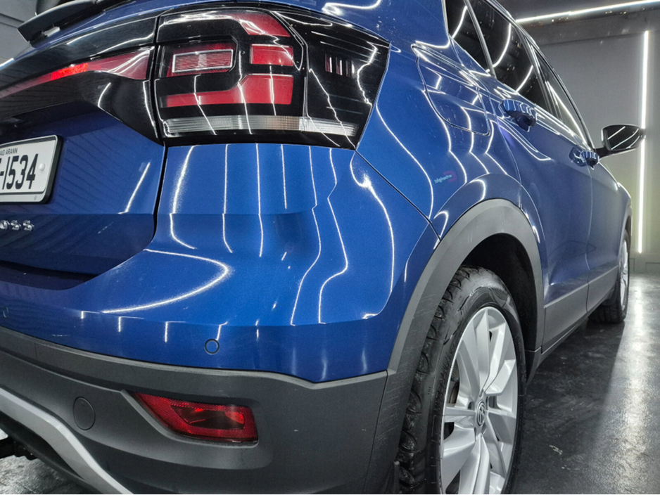 2020 Volkswagen T-Cross - image 15