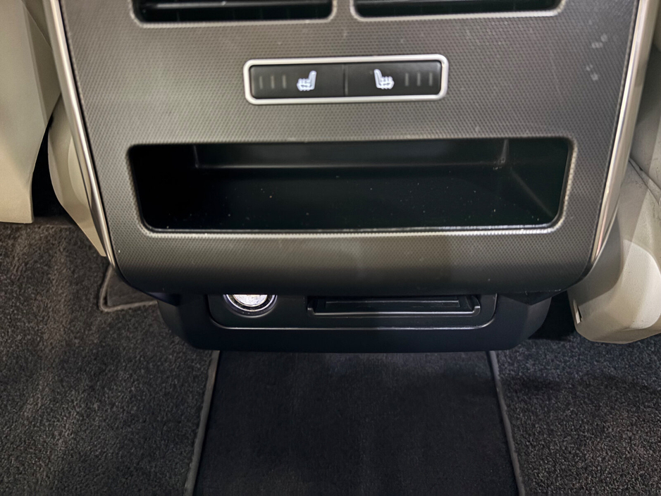 2017 Land Rover Range Rover Sport - image 13