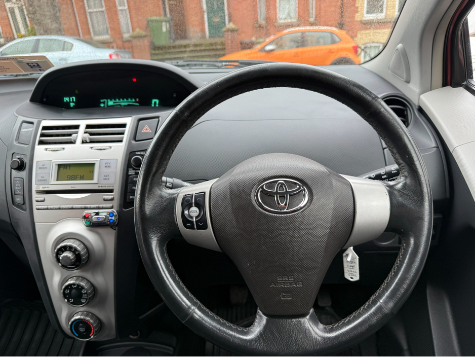 2007 Toyota Yaris 1.0 Petrol Luna, New Nct 05/2027, Tax 04/2026, Ideal Starter Car, Cheap Tax & Insurance, 5 Door, Very Reliable Hatchback, Service & Warranty Inclued, SIMI Dealer, €3,950