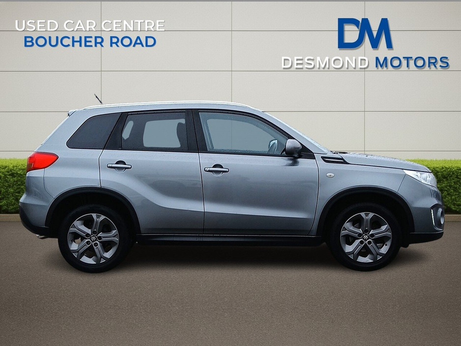 2016 Suzuki Vitara - image 3