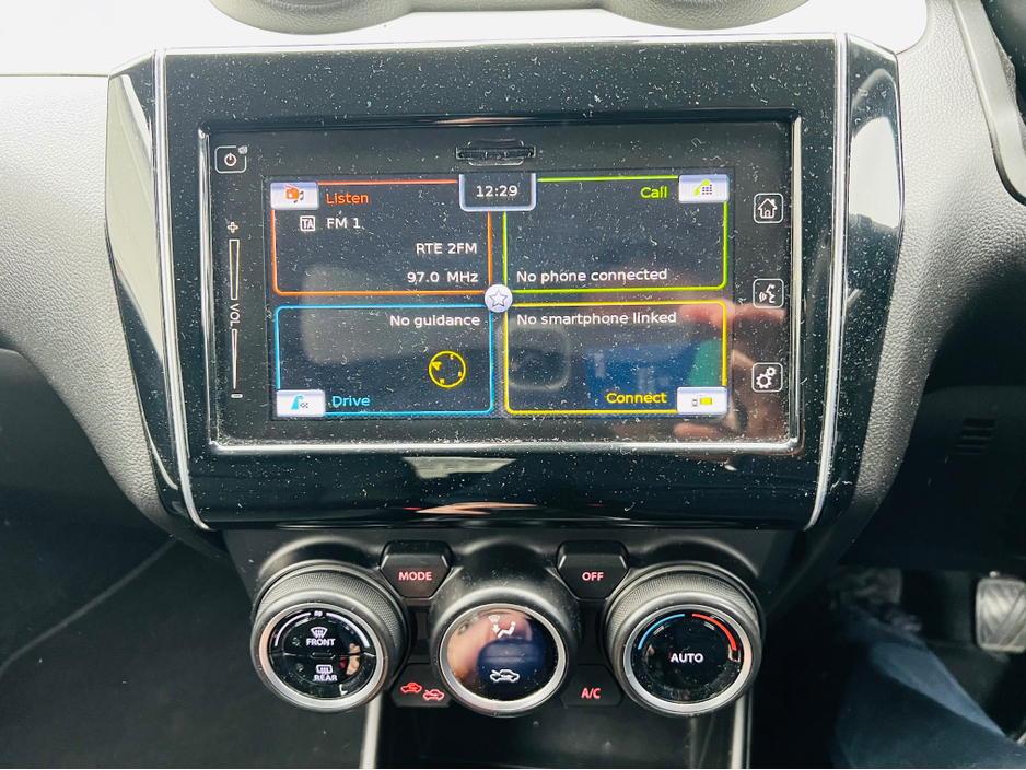 2020 Suzuki Swift BLUETOOTH // ALLOYS // PRIVACY GLASS €14,900