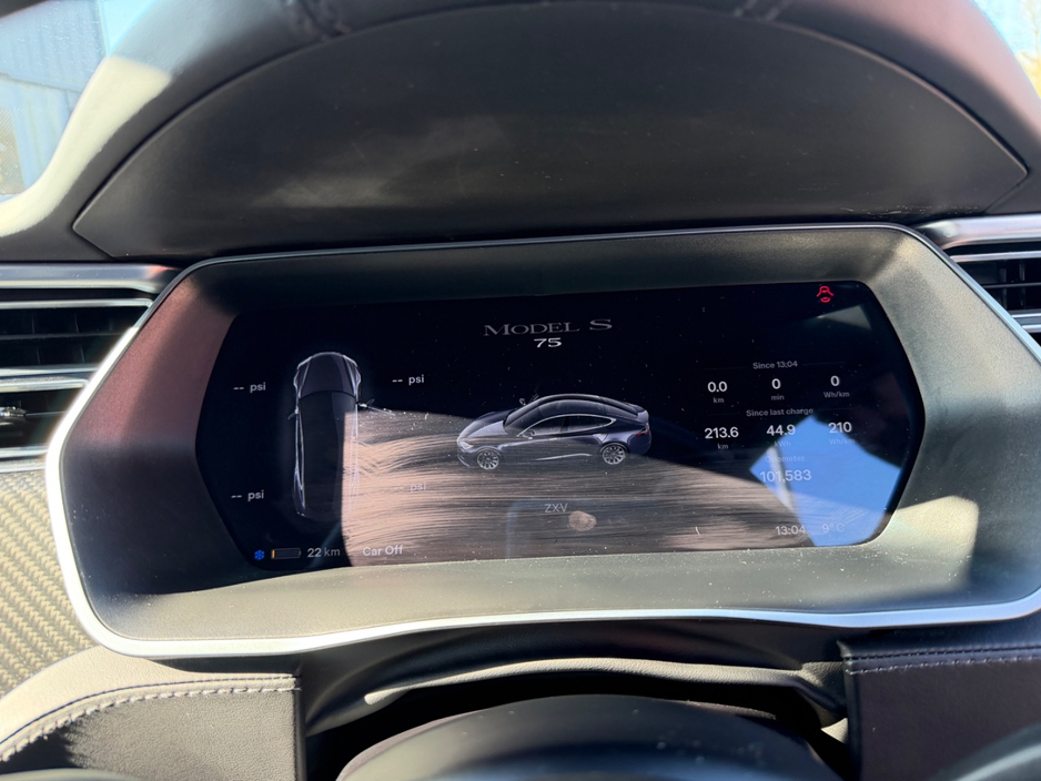 2018 Tesla Model S - image 11