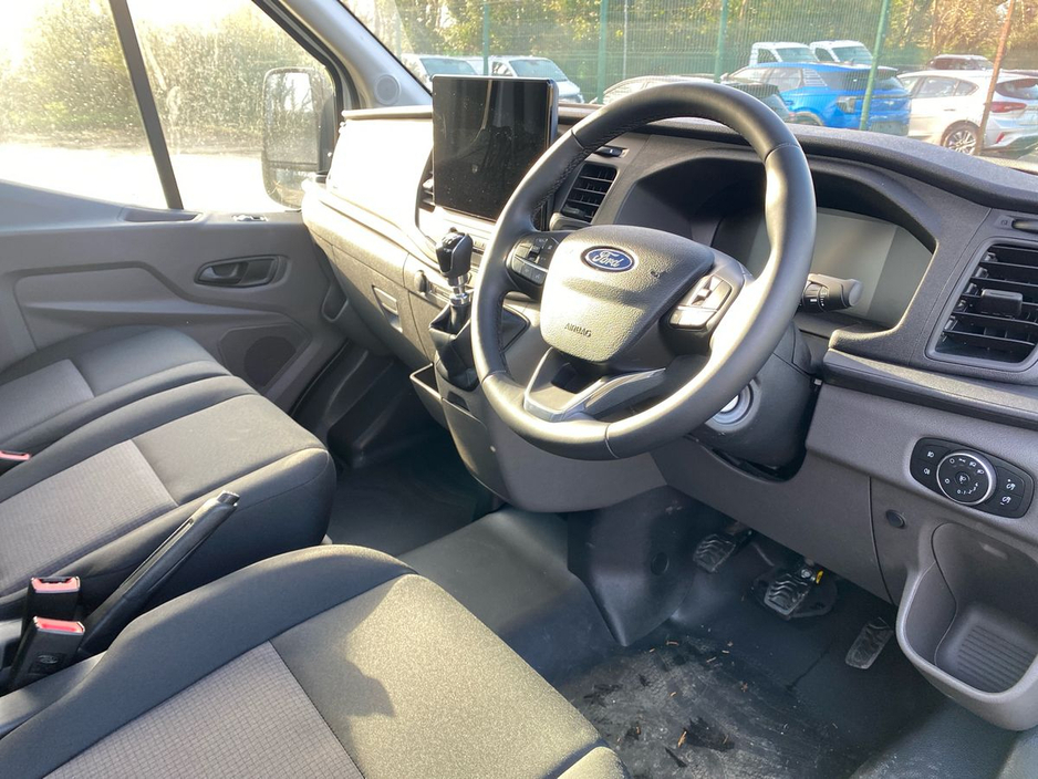 2026 Ford Transit - image 6