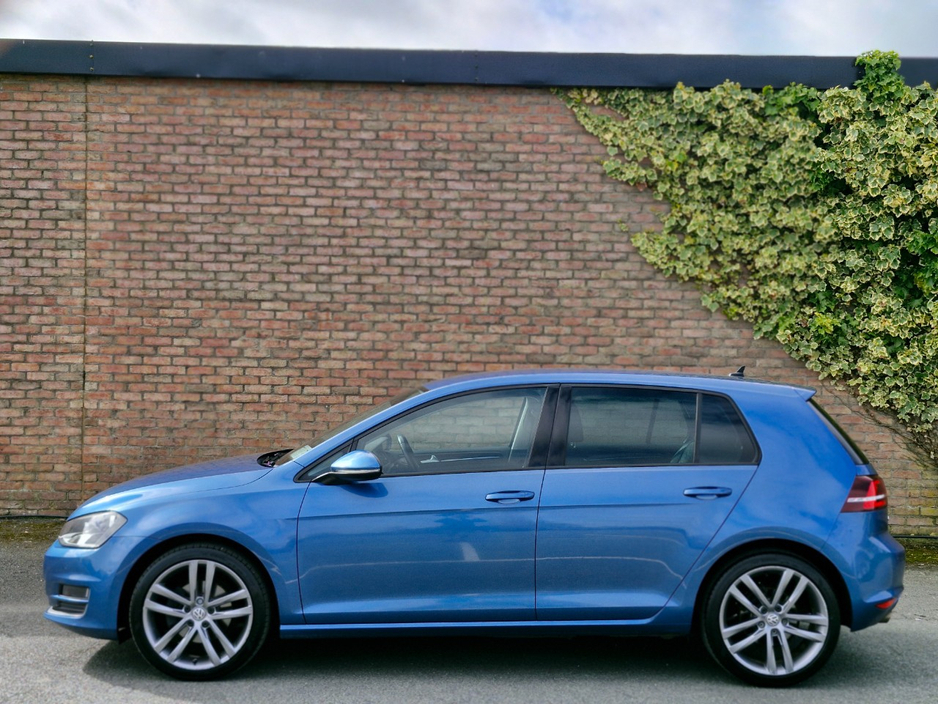 2017 Volkswagen Golf - image 7