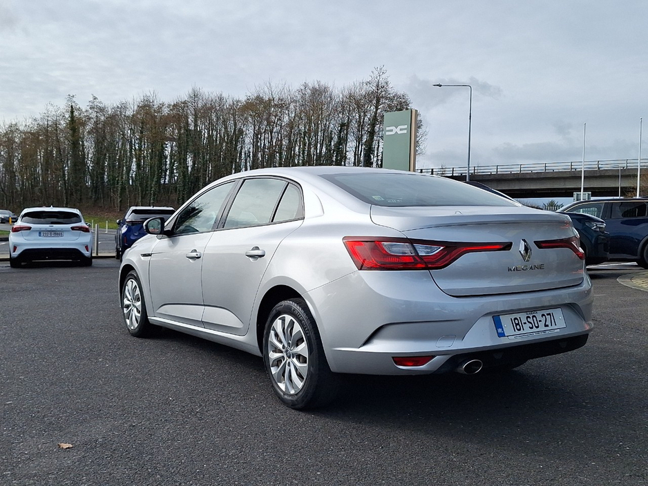 2018 Renault Megane - image 6
