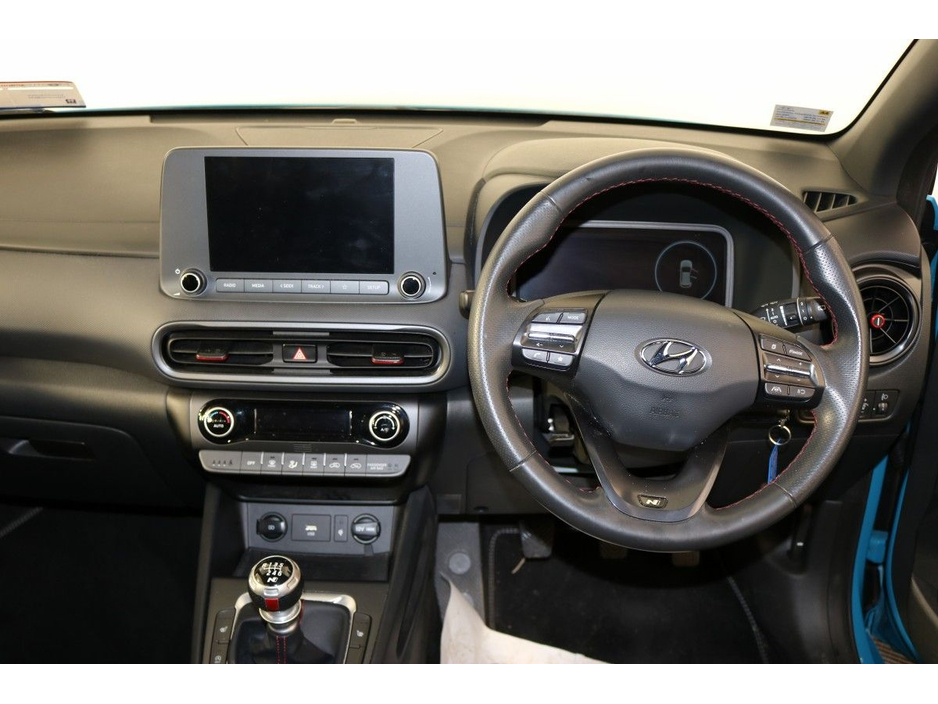 2022 Hyundai Kona - image 10