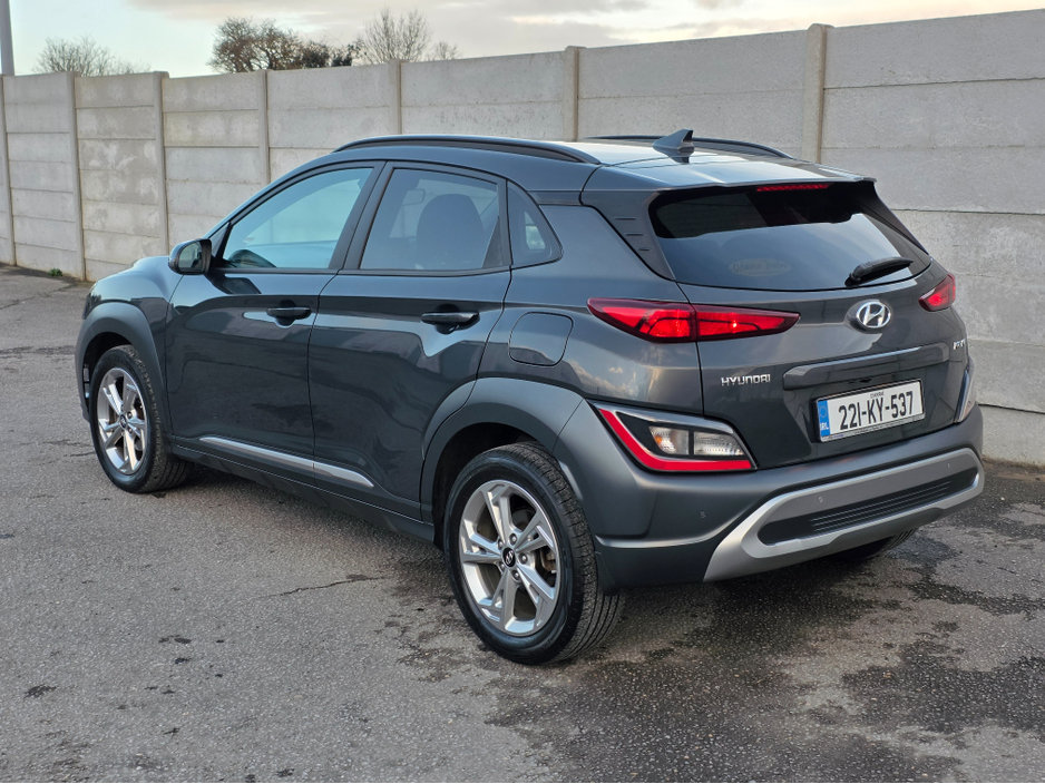 2022 Hyundai Kona - image 8
