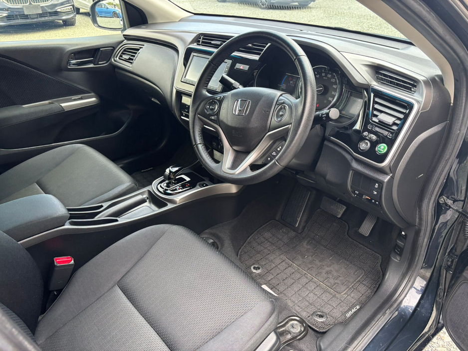 2019 Honda Grace - image 11