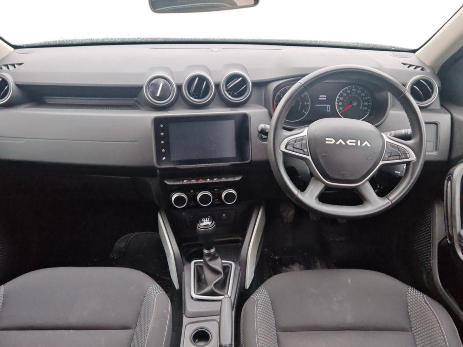 2024 Dacia Duster - image 2