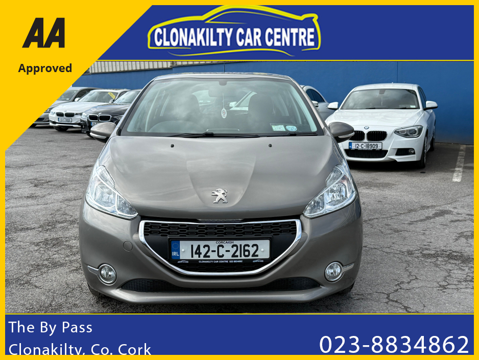 2014 Peugeot 208 - image 3