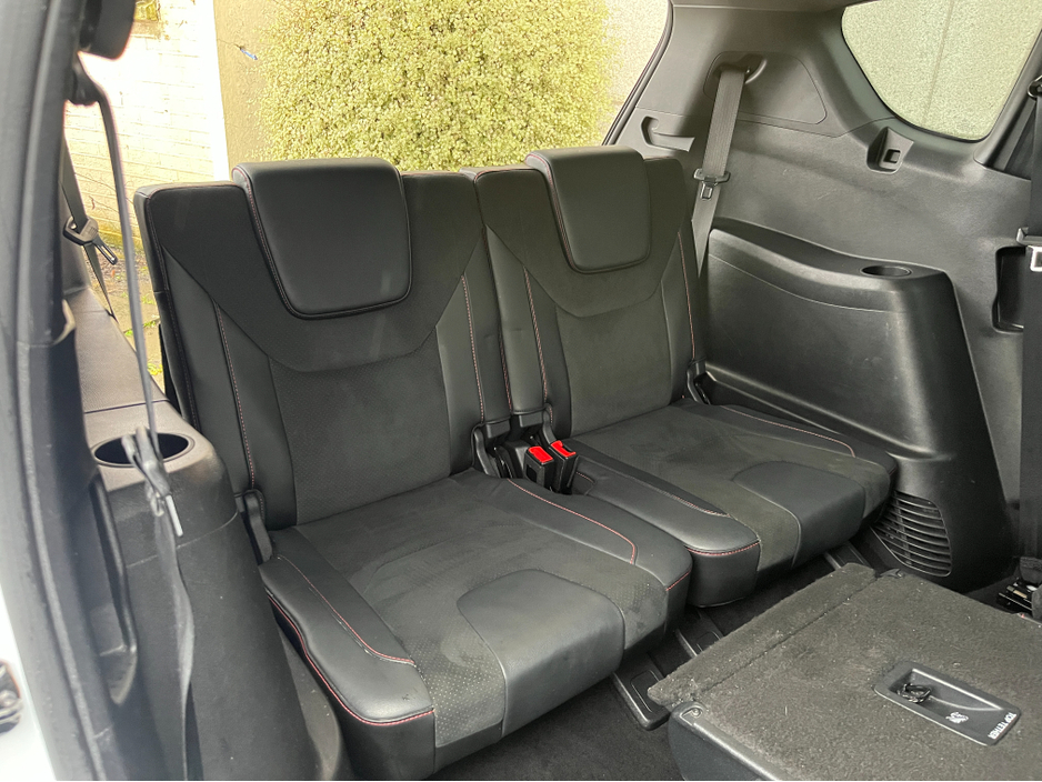 2023 Ford S-Max 7 SEATER AUTOMATIC ST-LINE 2.5 HYBRID PETROL //HIGH SPEC//HEATED SEATS AND STEERING WHEEL//ELECTRIC HALF LEATHER SEATS//REVERSE CAMERA//KEYLESS ENTRY//SAT NAV// €37,950