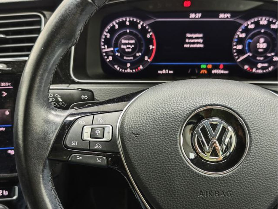 2018 Volkswagen Golf - image 23