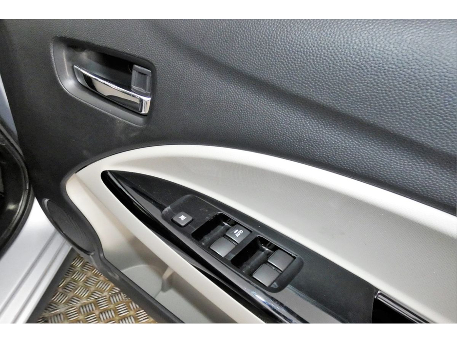 2019 Mitsubishi Mirage - image 15