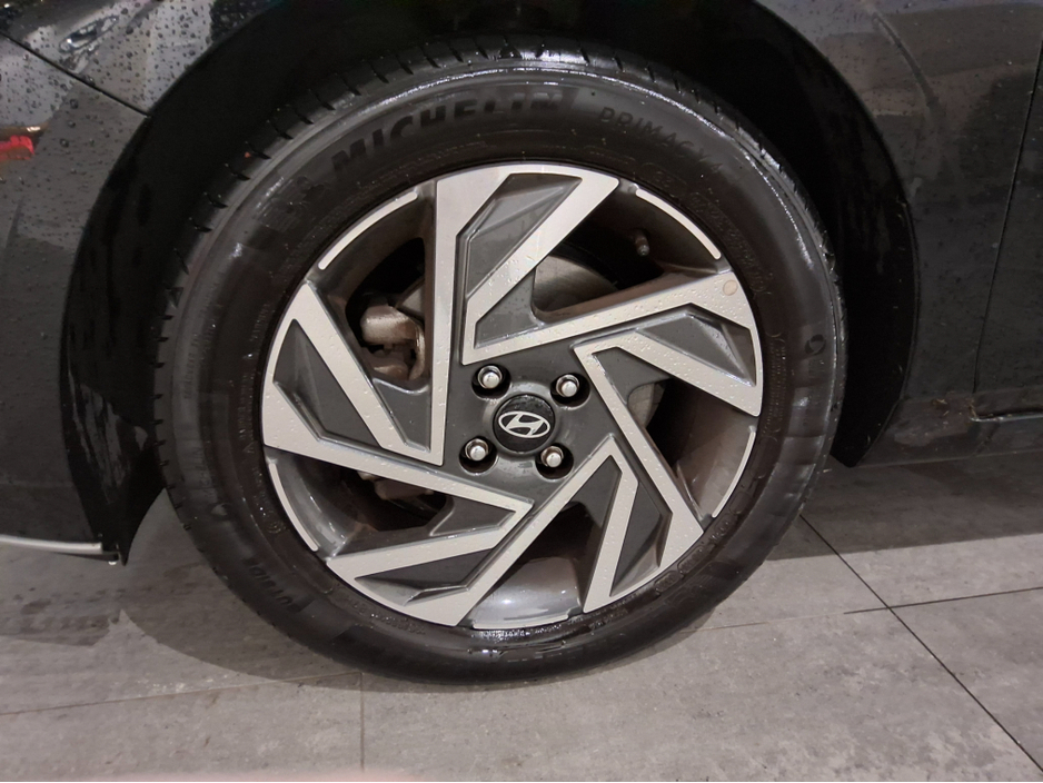 2024 Hyundai i20 PLUS AUTOMATIC ** ONLY 4k kms ** €25,950