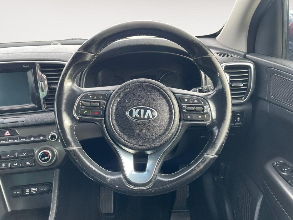 2016 Kia Sportage - image 12