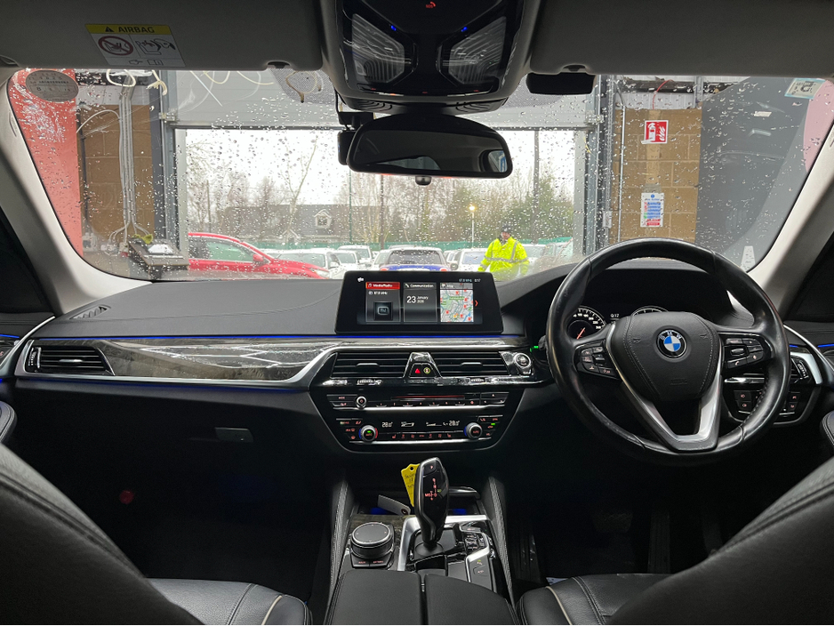 2018 BMW 5 Series €24950 2018 BMW 520D 523D TOURING LUXURY 2.0 AUTOMATIC / CRUISE CONTROL / 360° PARKING CAMERA / ELECTRIC MEMORY HEATED FRONT & REAR SEATS €24,950