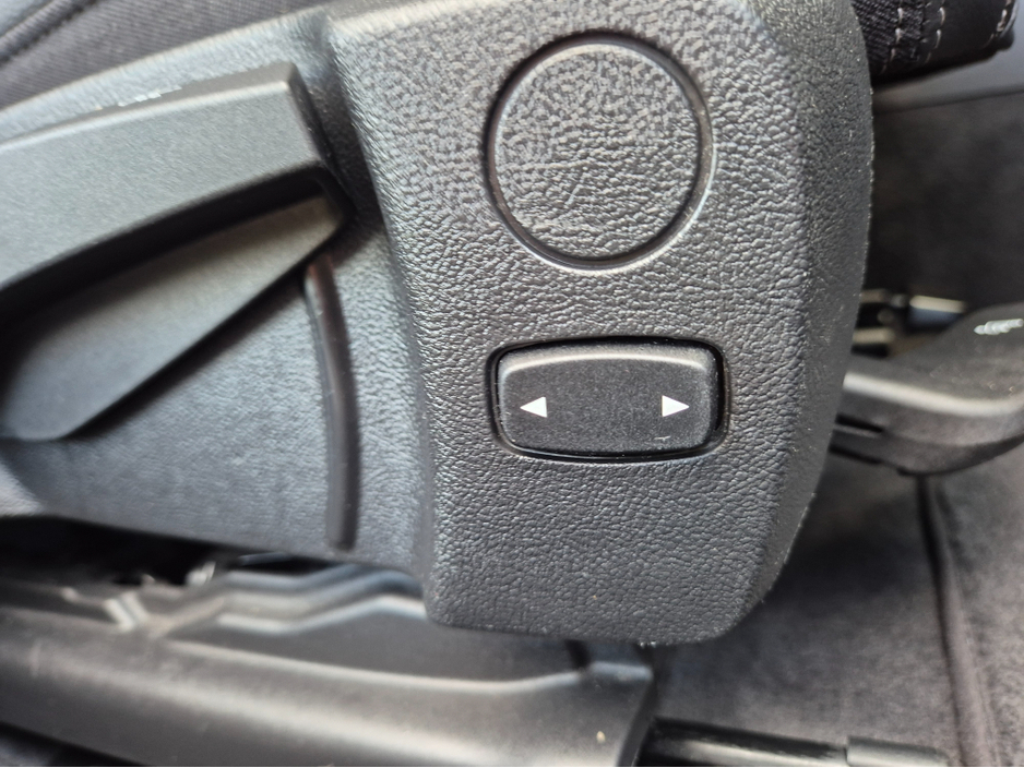 2021 BMW 3 Series 330E M-SPORT PRO PACKAGE SHADOW EDITION €28,950