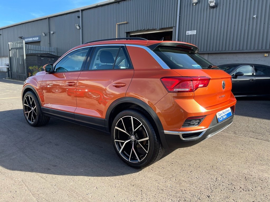 2020 Volkswagen T-Roc - image 20