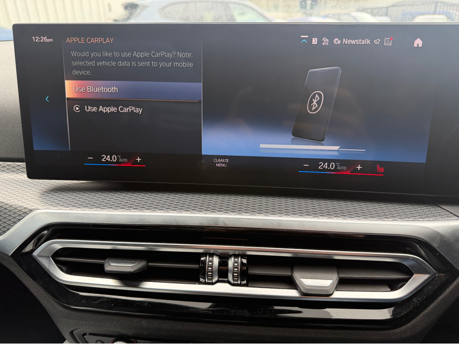 2023 BMW 3 Series - image 21