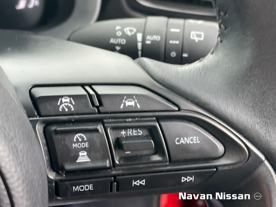 2024 Toyota Yaris Cross 1.5 Hybrid Luna