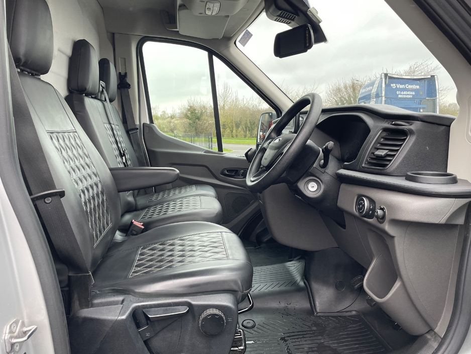 2023 Ford Transit - image 12