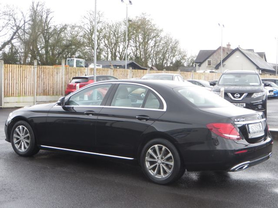 2016 Mercedes-Benz E Class - image 4