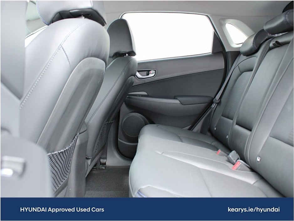 2024 Hyundai Kona - image 7