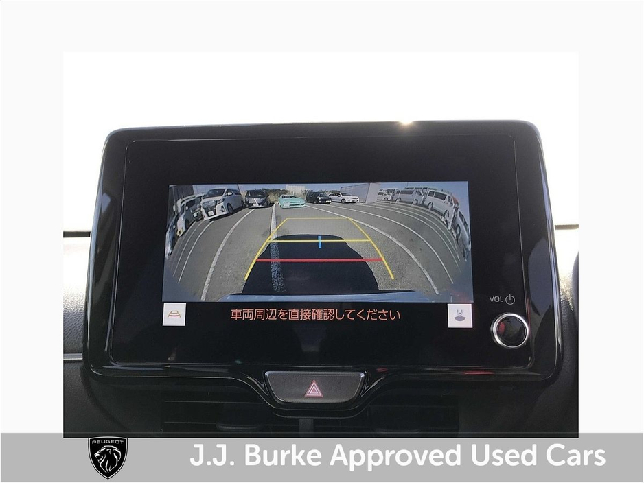 2024 Toyota Yaris - image 13